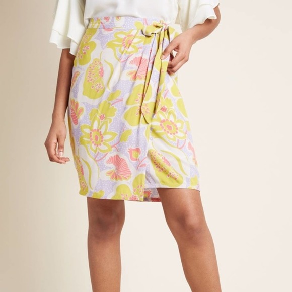 Modcloth Whole 'Lotta Loveliness Tropical Wrap Skirt Size S NEW - Picture 1 of 11